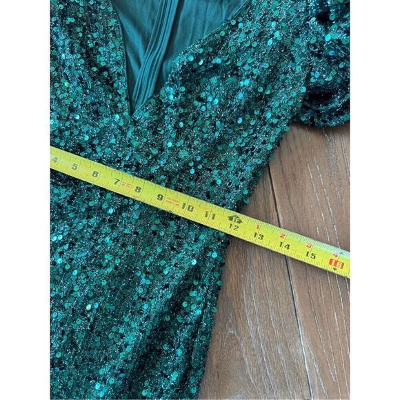 Faeriesty Green Sequin Mermaid Dress with Side Slit Size XSmall - Picture 10 of 13